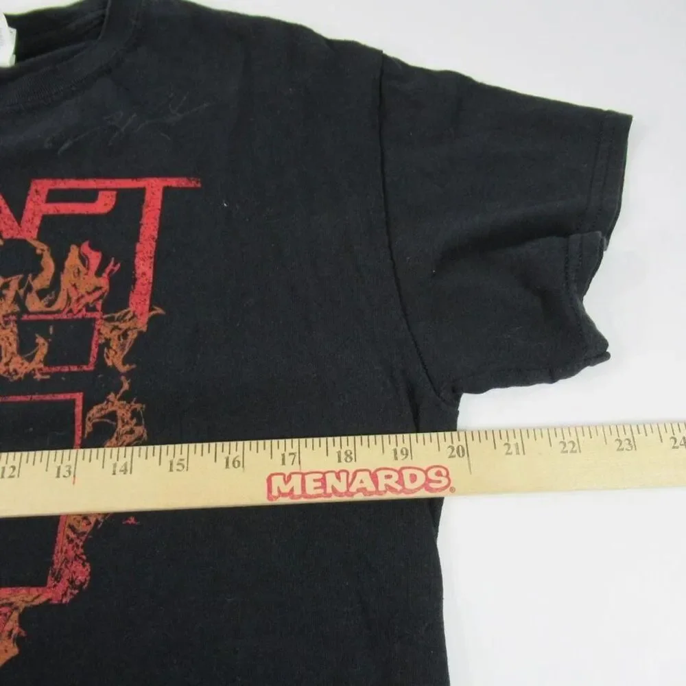TRAPT T SHIRT DONT STAND‎ TO CLOSE TO THE FIRE SIZE MEDIUM